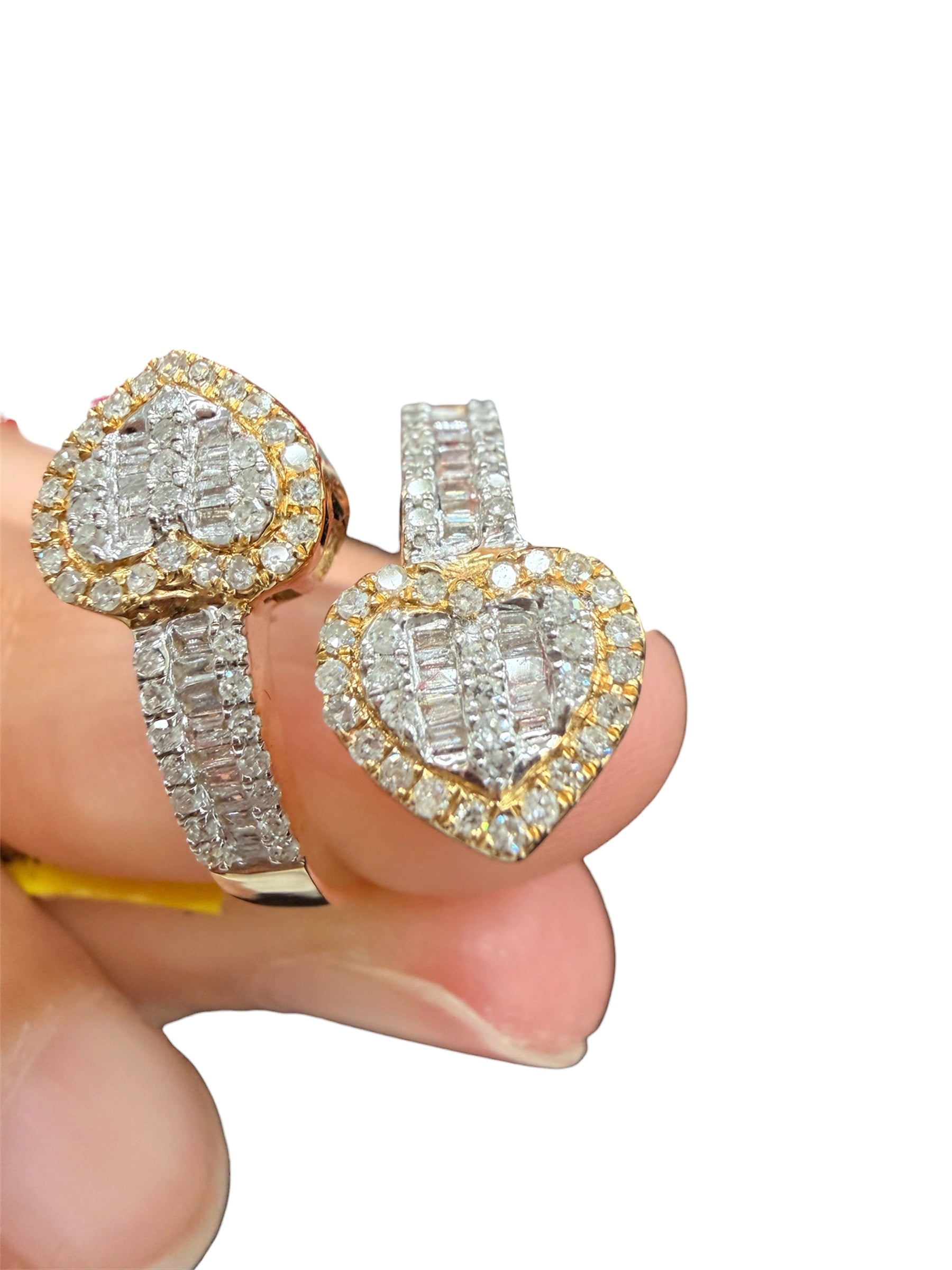 10K Gold With Natural Diamond Flexible RIng